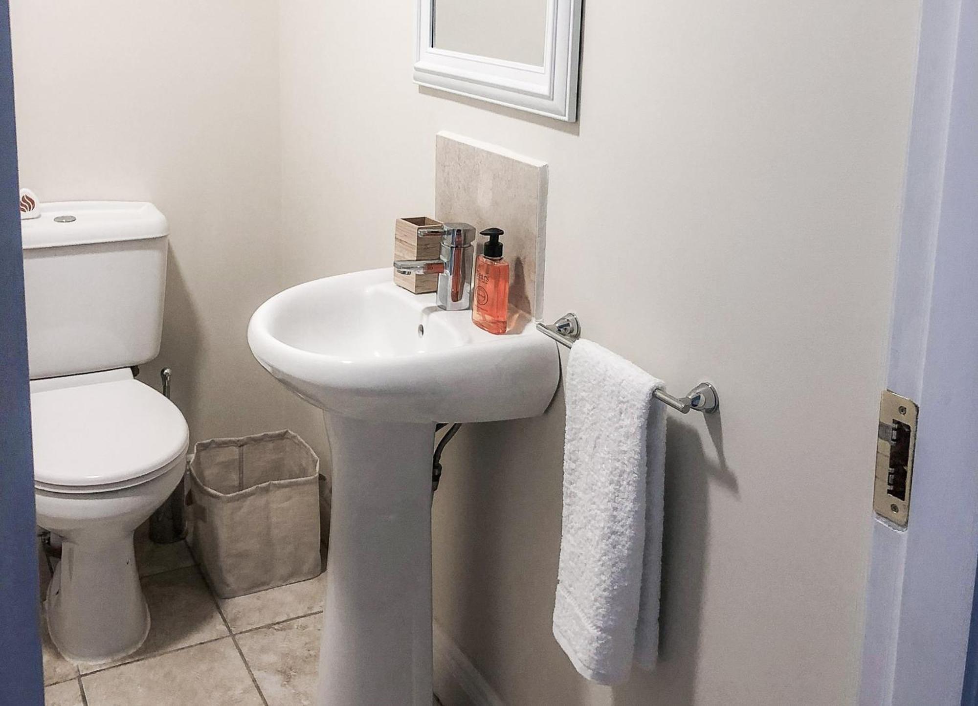 Old Court Holiday Homes Terryglass - Sleeps 6 By Trident Holiday Homes Eksteriør billede