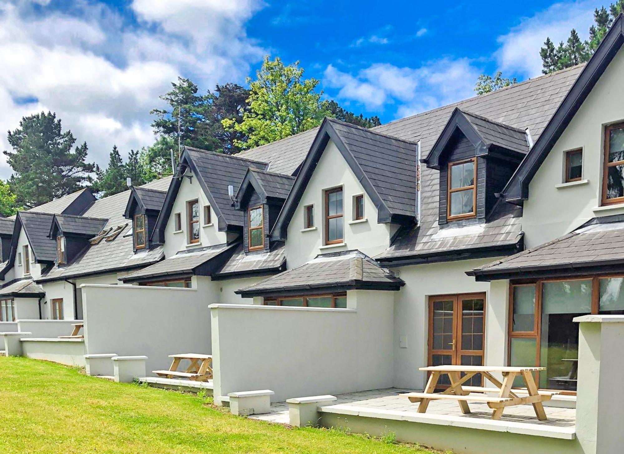 Old Court Holiday Homes Terryglass - Sleeps 6 By Trident Holiday Homes Eksteriør billede